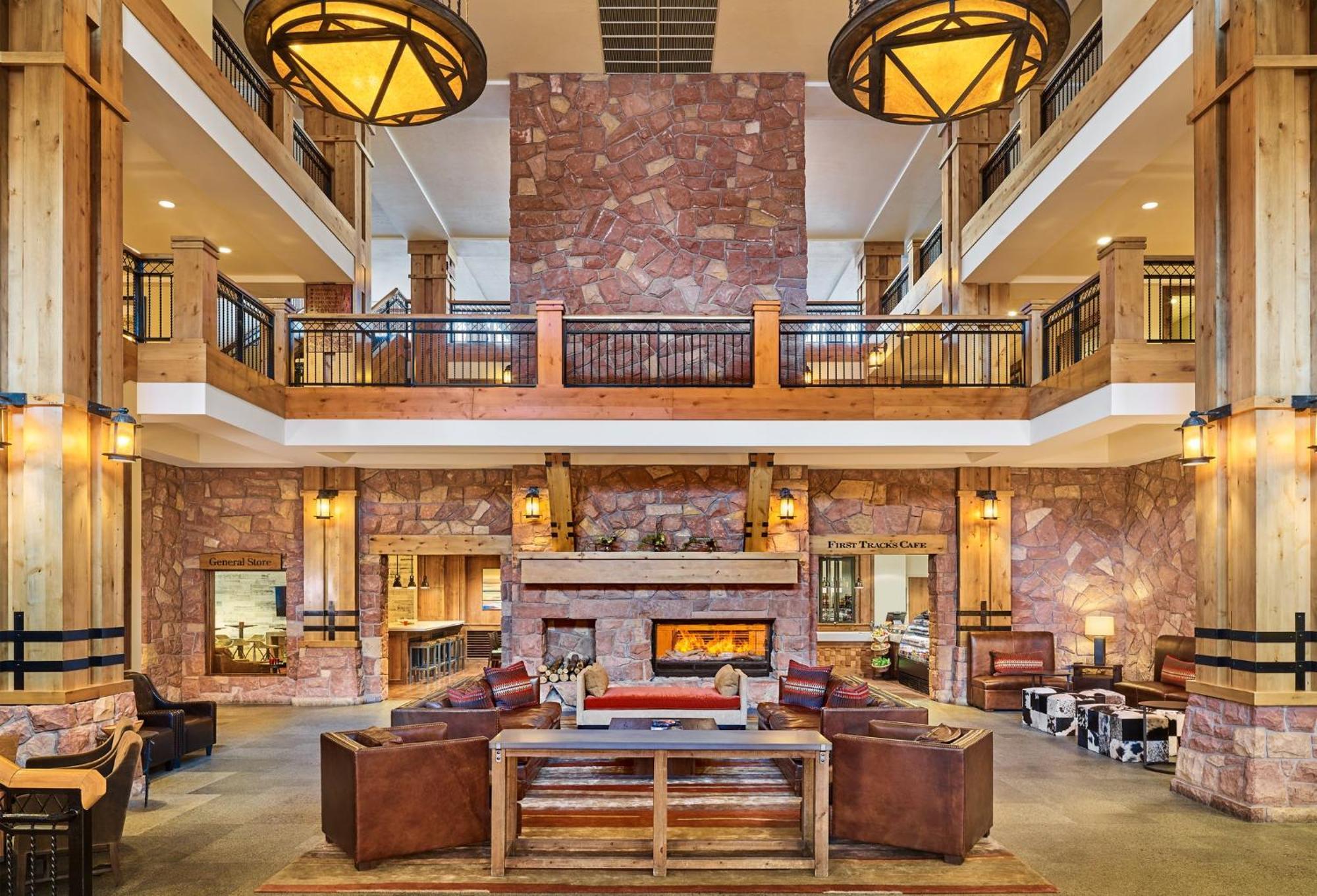 Grand Summit Lodge By Park City - Canyons Village 외부 사진