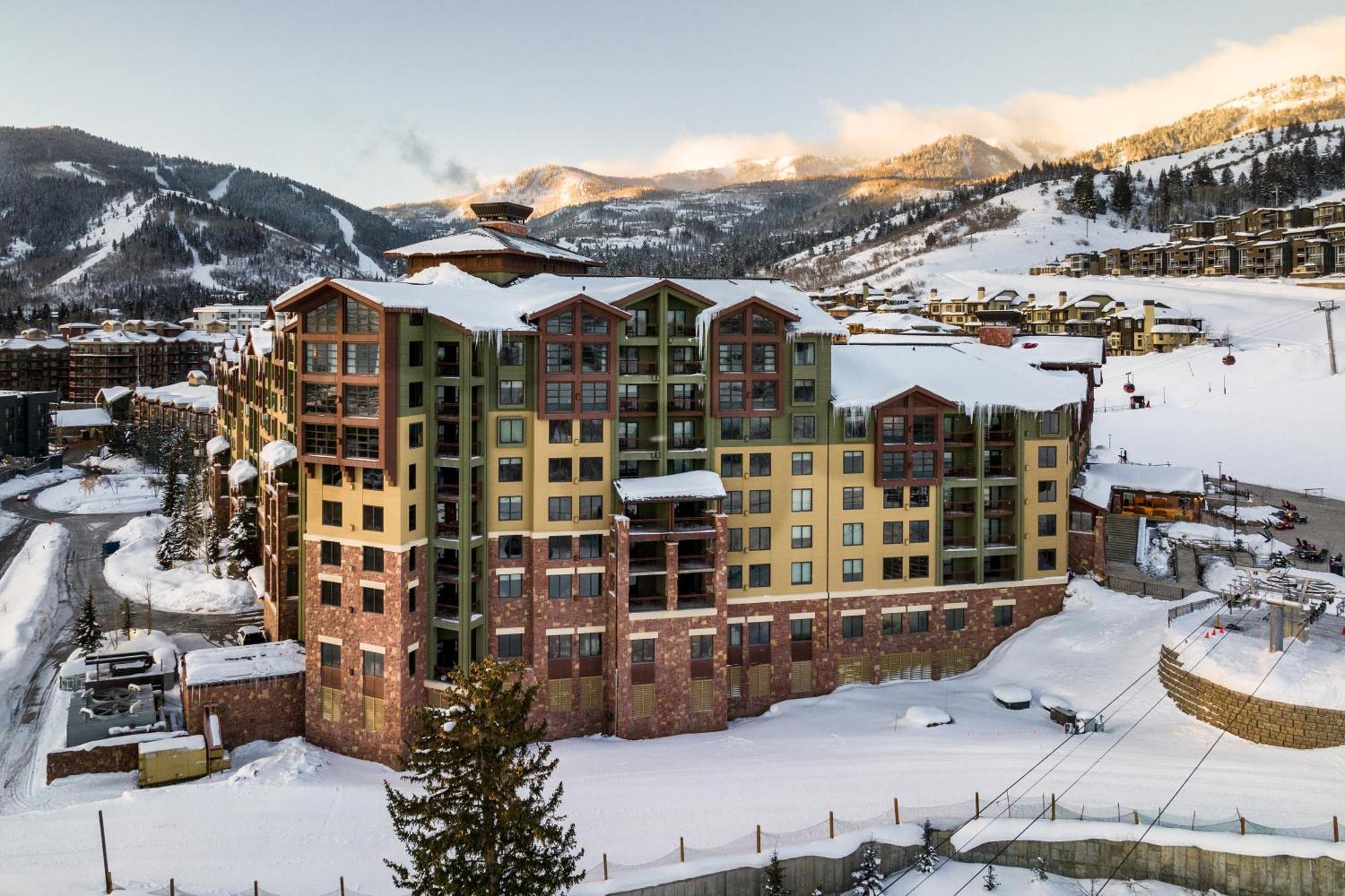 Grand Summit Lodge By Park City - Canyons Village 외부 사진